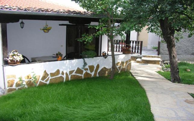 Guest Rooms Bela Neda Veliko Tarnovo Luaran gambar